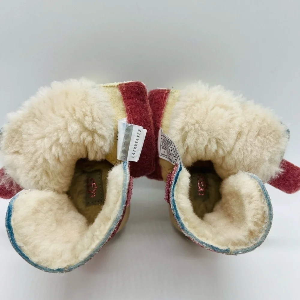 UGG PINK SPARKLY BABY GIRL BOOTS SIZE 2/3